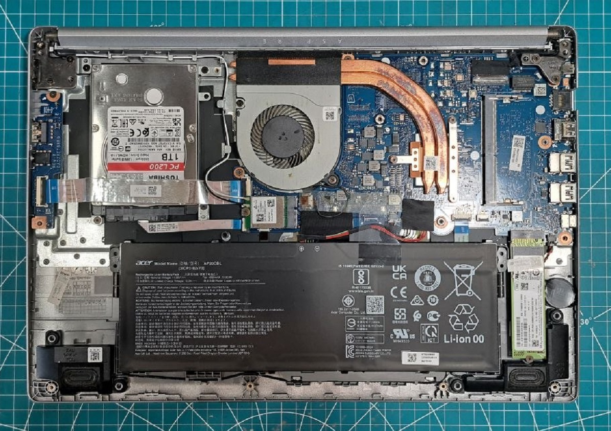 Ноутбук Acer Aspire с батареей AP20CBL